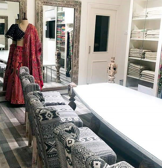 RIDHI'S HANDLOOM SAREES
